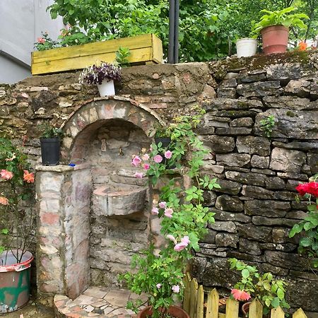 Kubeja Guest House Gjirokaster Exterior photo