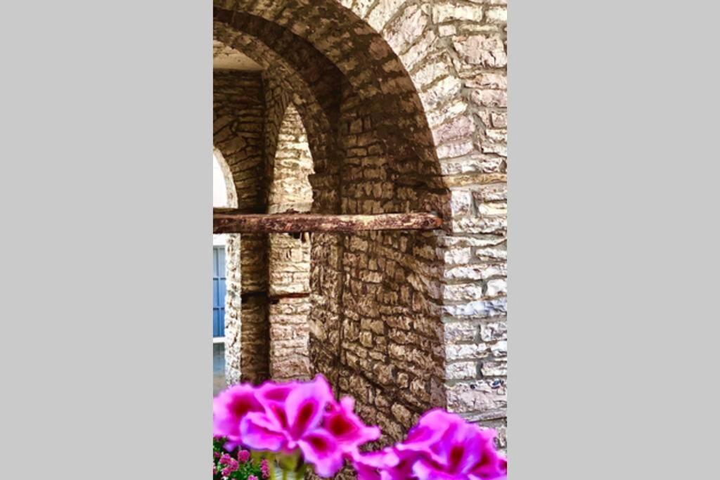 Kubeja Guest House Gjirokaster Exterior photo
