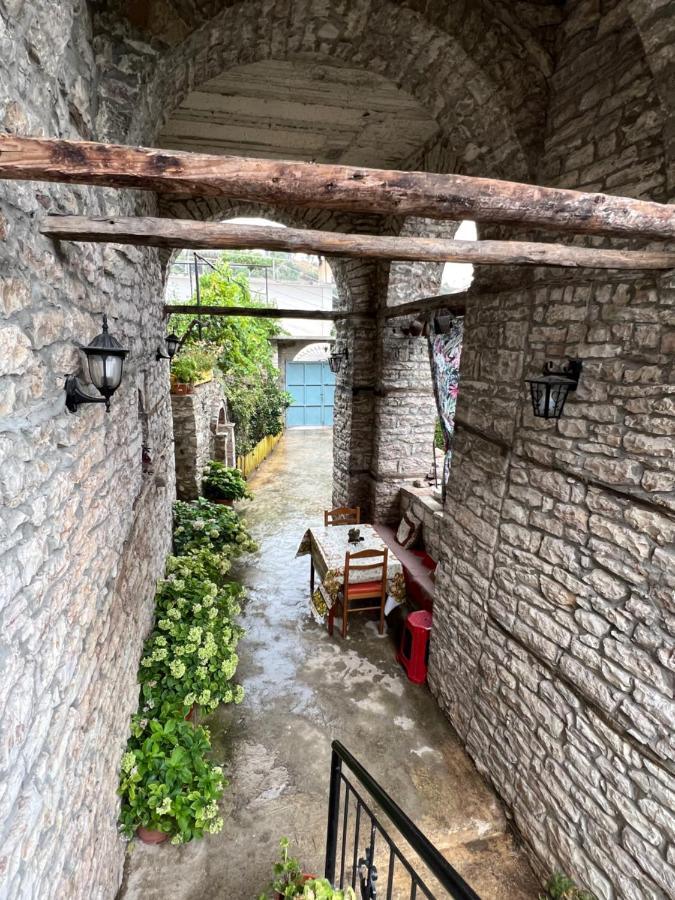 Kubeja Guest House Gjirokaster Exterior photo